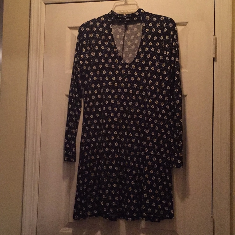 Flowered Express dress size M